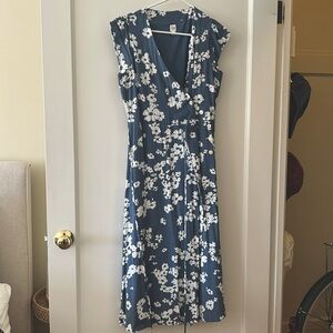 Gap floral wrap dress